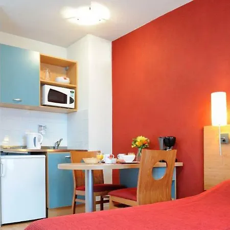 Apart Otel Sejours & Affaires Clairmarais